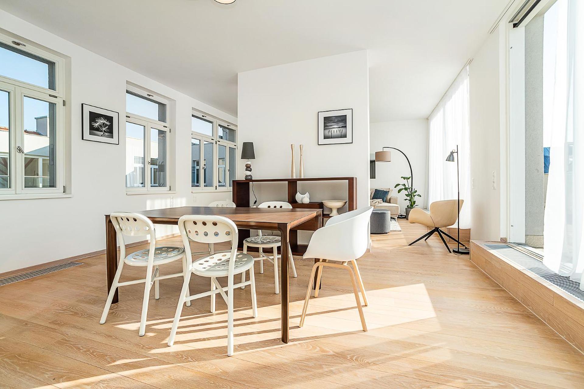 High-class Rooftop Apt. With Spacious Terrace * Praha
