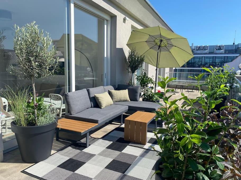 High-class Rooftop Apt. With Spacious Terrace Apartmán