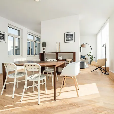 High-Class Rooftop Apt. With Spacious Terrace Praha Exteriér fotografie