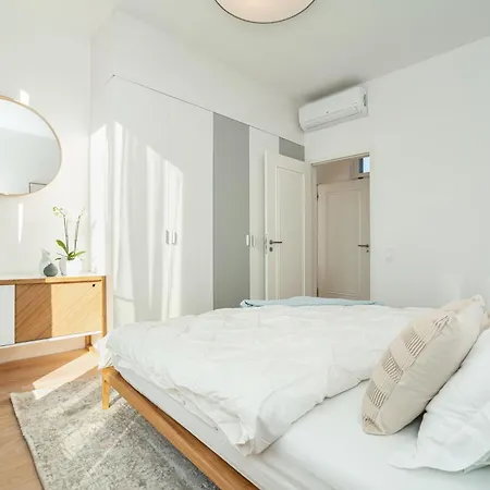 High-Class Rooftop Apt. With Spacious Terrace Praha Exteriér fotografie